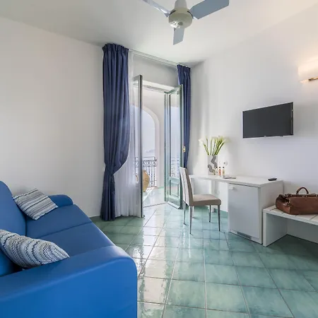 Sole Splendid Ξενοδοχείο 4*