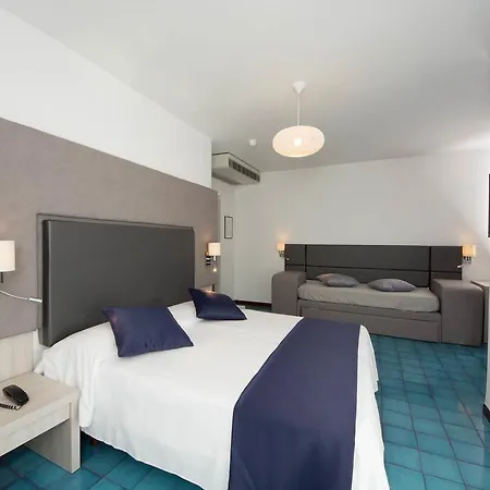 Sole Splendid 4*